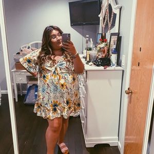 Meet your Posher, Nina